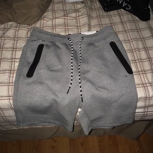 NWT.  American eagle shorts